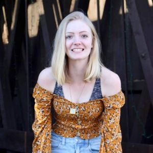 Meet your Posher, Christine